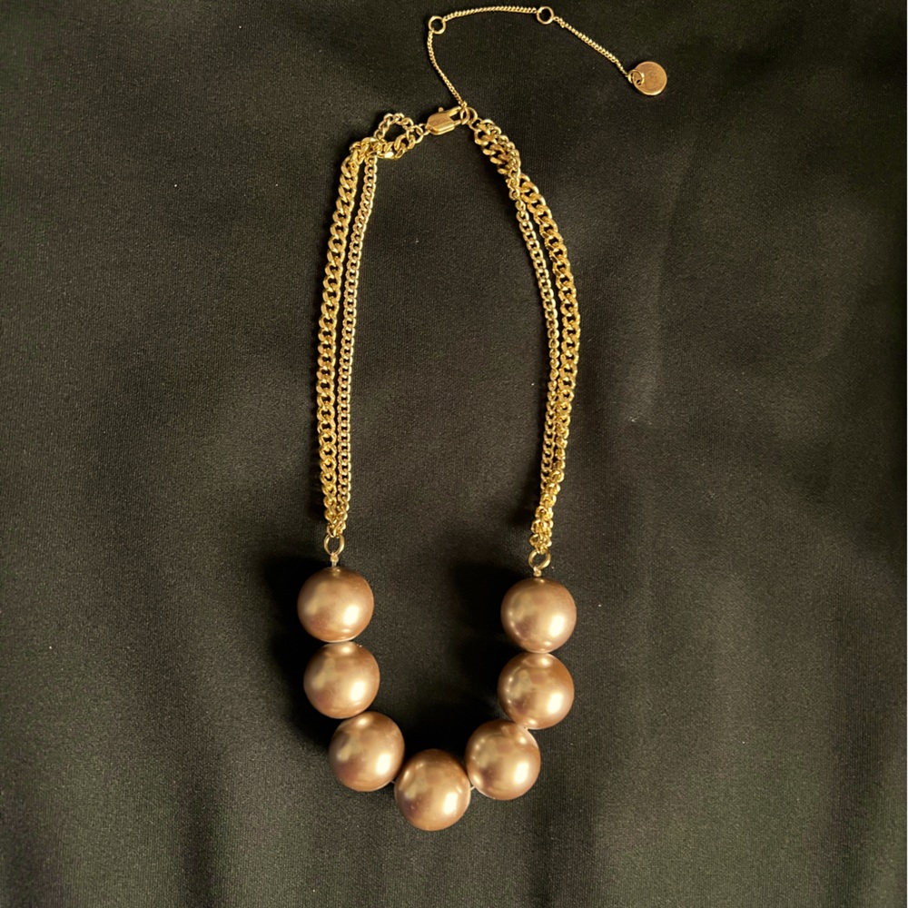 Large light pink imitation pearl adjustable necklace. Fashion jewelry